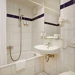 Hotell Stadthafen Stade