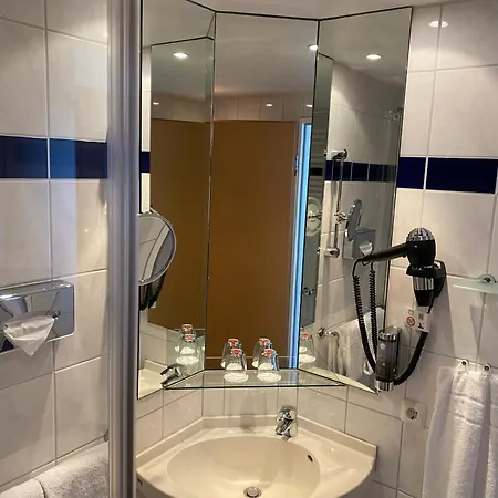 Stadthafen 3*