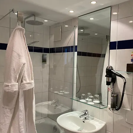 Stadthafen 3*